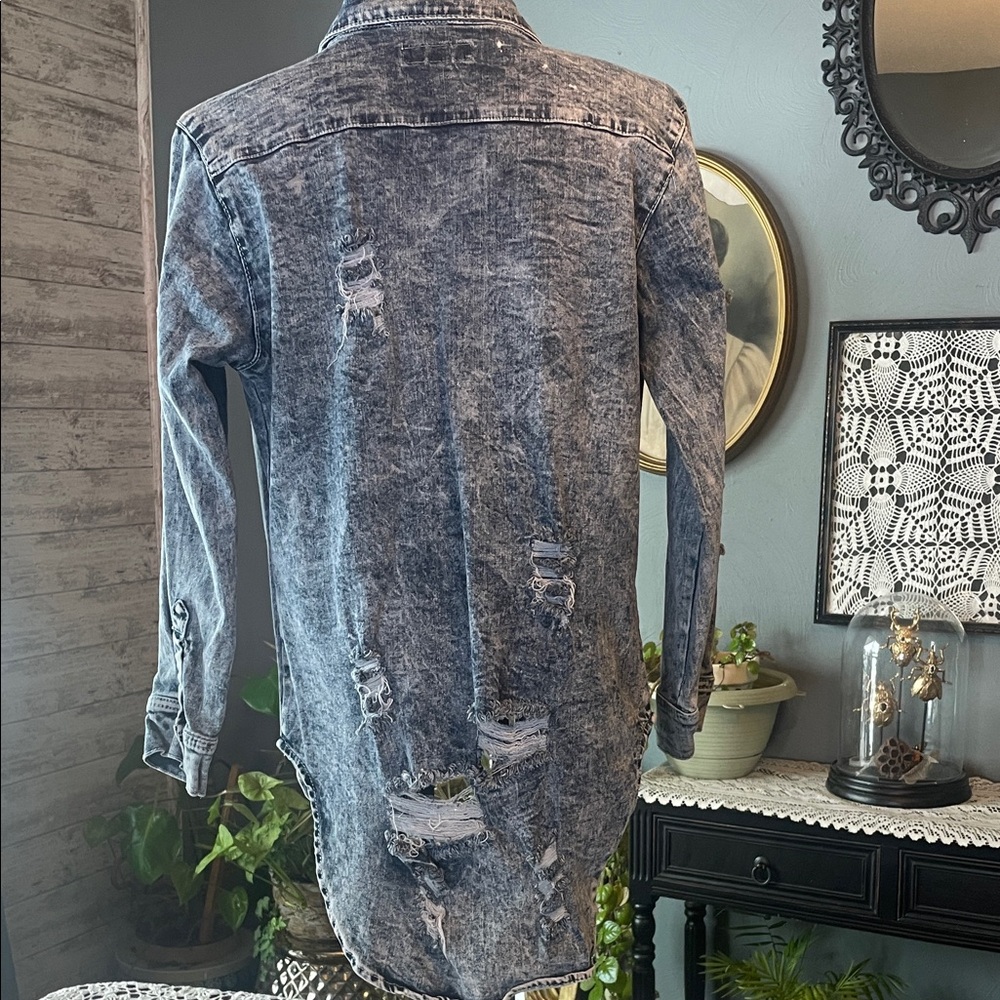 Thrill Distressed Denim Button Down Shirt - Picture 5 of 8
